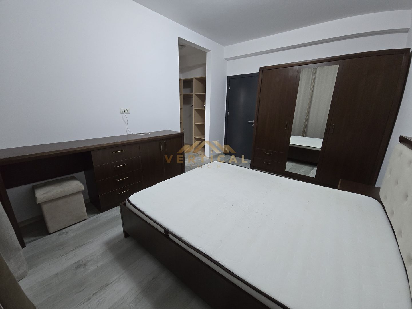 De vanzare / 3 Camere / 120m bulevard / Berceni/Vidra - Poză 8