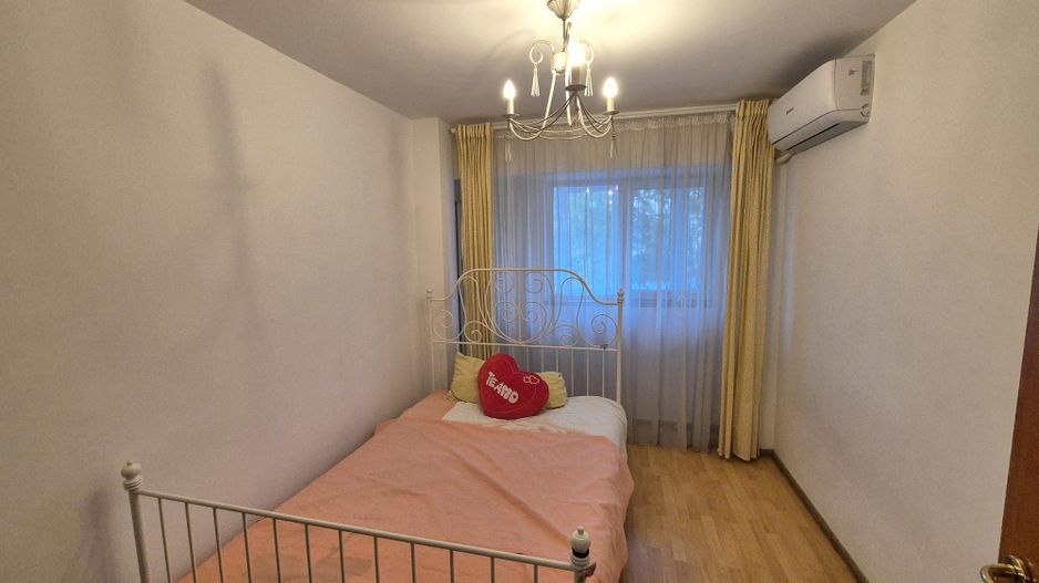 Apartament cu 3 camere - Stefan cel Mare - bloc an 1979 - Poză 4