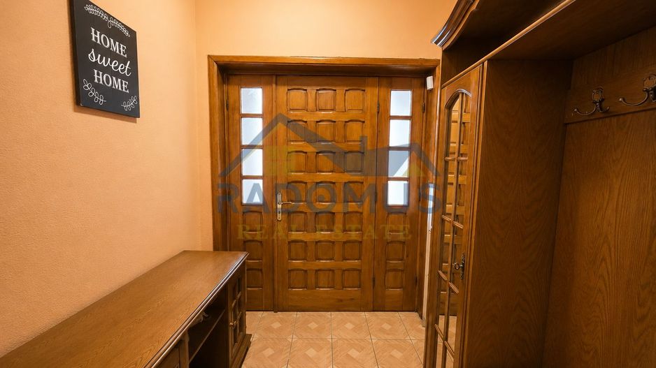Vila 4 camere | Teren 532 mp | Piscina si foisor | Str. Lupeni - Poză 17