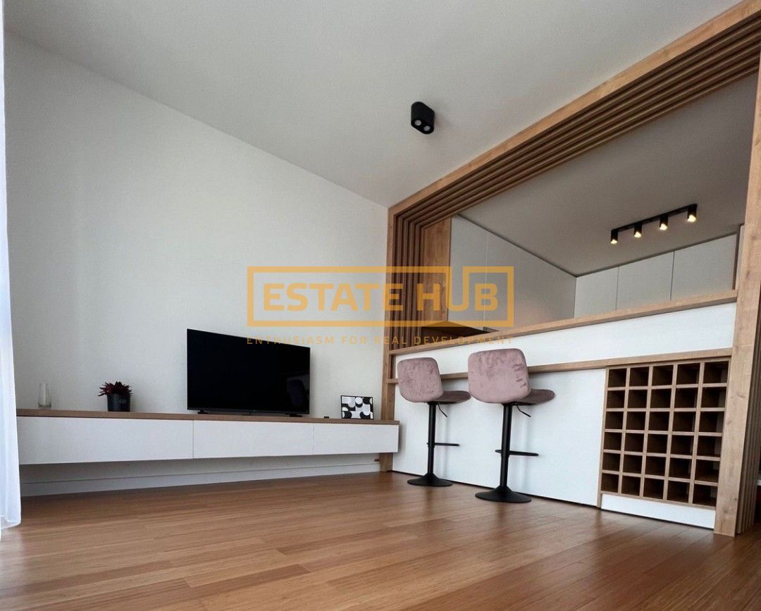 Apartament 2 camere + parcare, Central - Poză 4