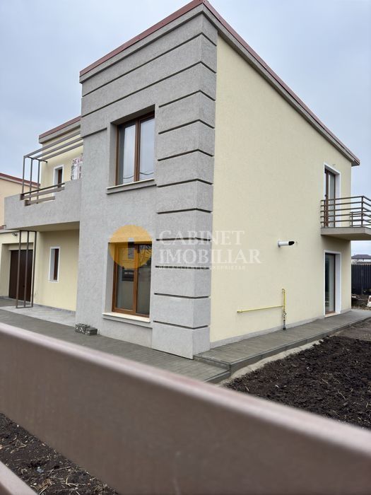 Casa PREMIUM la Asfalt - Garaj - 4 camere 2 bai - INTABULATA - Poză 2