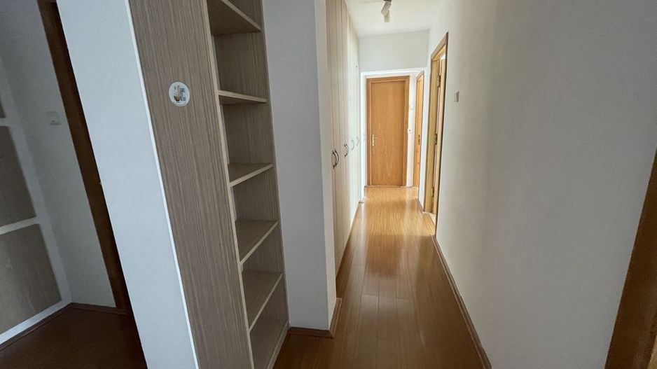 Apartament 3 camere- 1 MAI - Poză 2