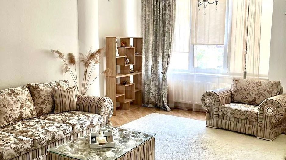 Chirie, apartament, 3 camere, Strada Petru Rareş, Rîșcani - Poză 1