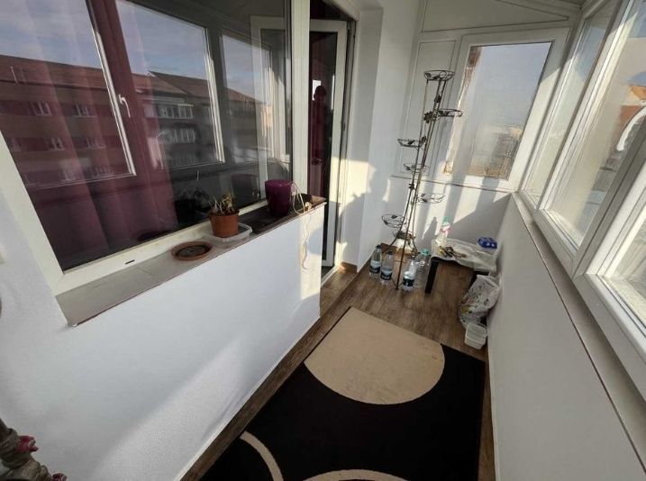 Apartament cu 3 Camere, decomandat, Cetate, Mercur, 2 bai,boxa - Poză 8
