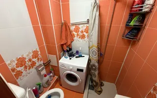 Etaj intermediar. Centrala termica proprie. Bloc izolat termic. - Poză 14