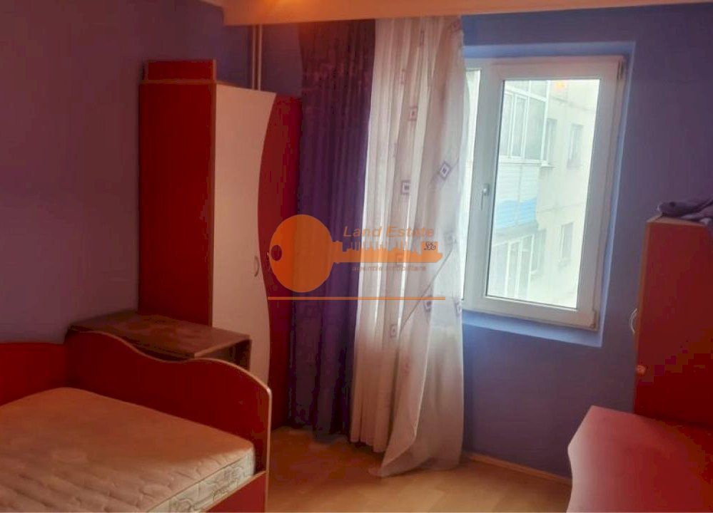 3 camere Crangasi - Poză 4