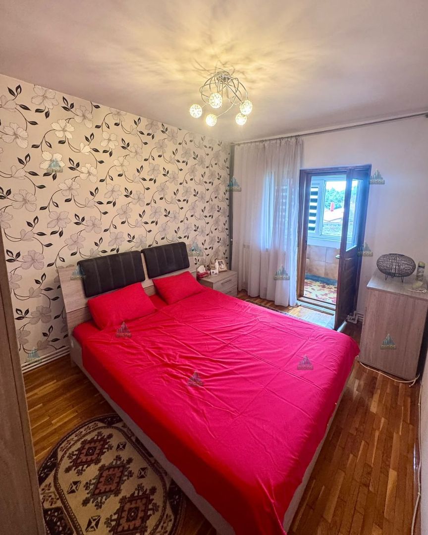 Apartament 3 camere de vânzare – Zona Valah - Poză 5