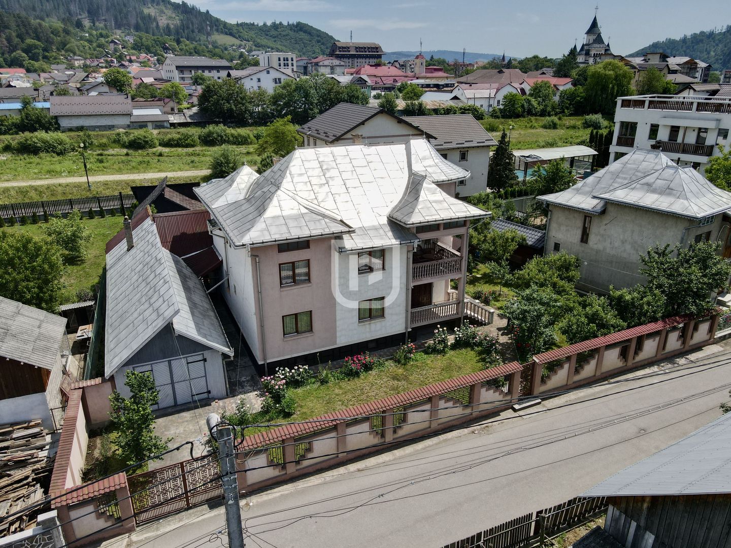 Pensiune si Casa Ultracentral | Gura Humorului | Arinis | Bucovina - Poză 14