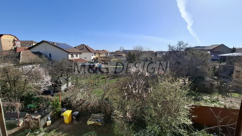 Ap 2 camere, transformat in 3, et 1, cu gradina, Sagului - Poză 9