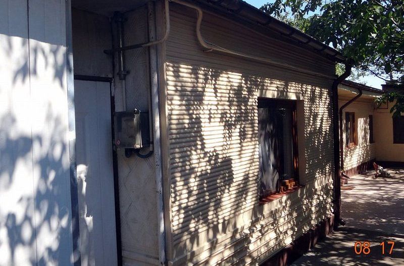 De vanzare  - casa cu 4 camere,  900 mp teren  - str. Razboieni. - Poză 4