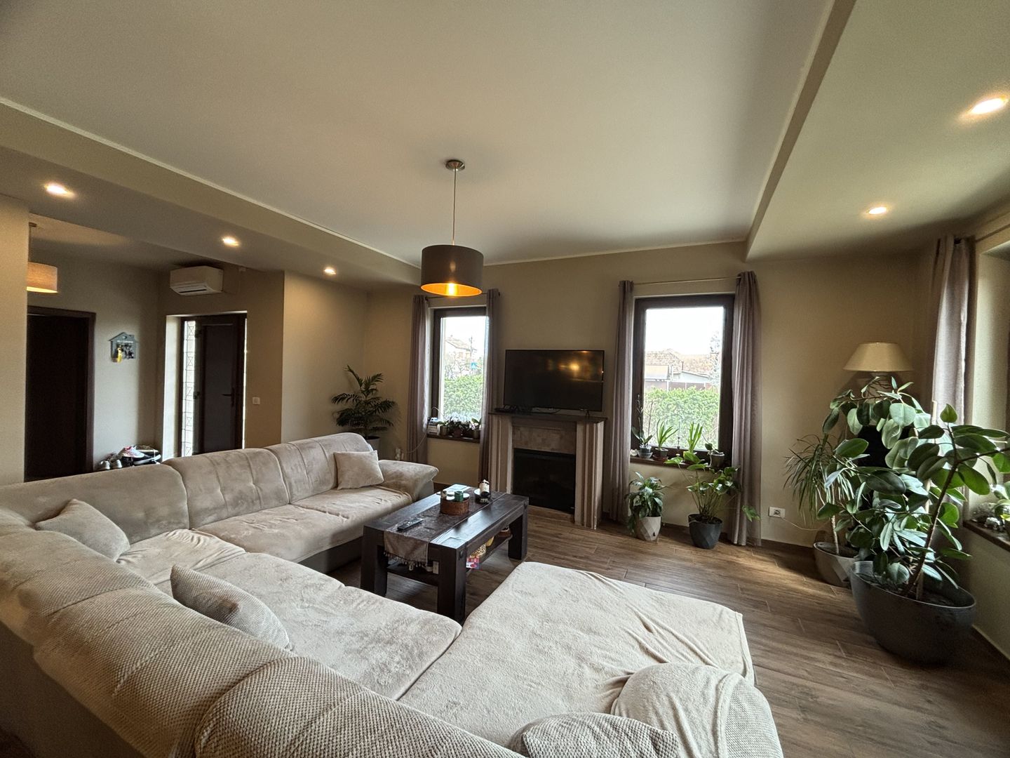 Duplex despărțit prin camera tehnica, zona Pădure Dumbravita - Poză 42