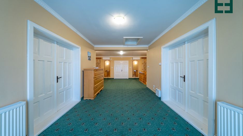 Casă 10 camere cu destinații multiple -  Pâncota - Arad - Poză 2