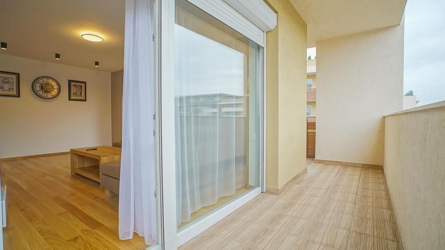Apartament 2 camere, Urban Coresi , Premium ,Terasa MARE - Poză 1