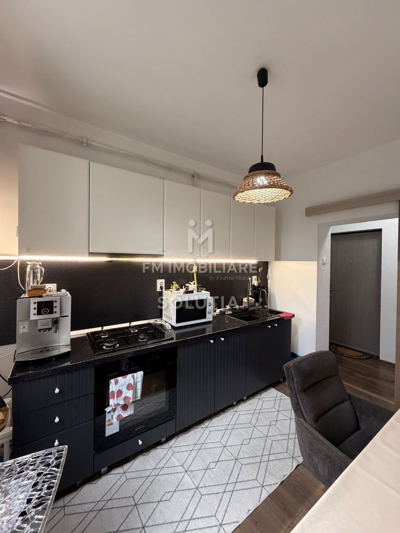 Apartament Modern, Renovat Integral | 3 Camere Decomandate | etaj 2 - Poză 2