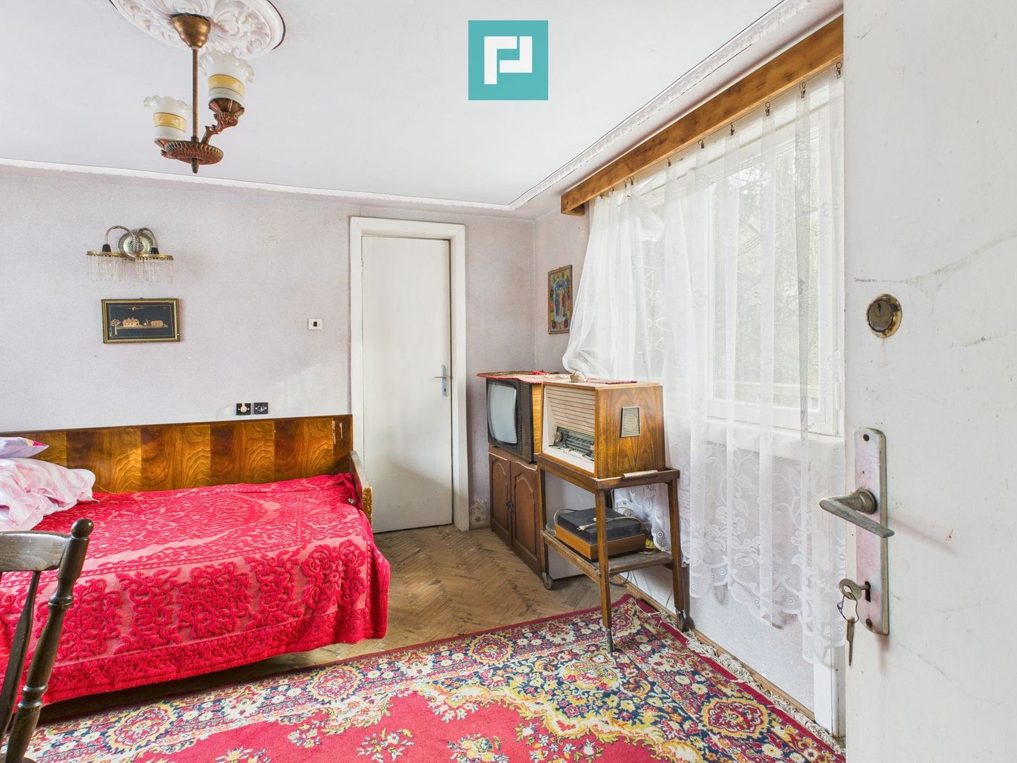 Casă P+E+M cu teren 8163 mp – Roşia Nouă (Petriş) - Poză 21