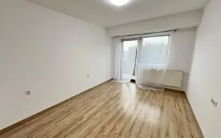 Casa cu 7 camere | 3 balcoane | Garaj | 220 mp + 80 mp curte | Cartier Panorama - Poză 11