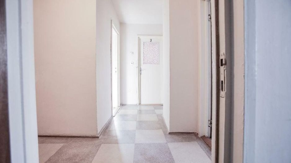 Apartament 3 camere Mircea cel Bătrân confort 1 sporit - Poză 9