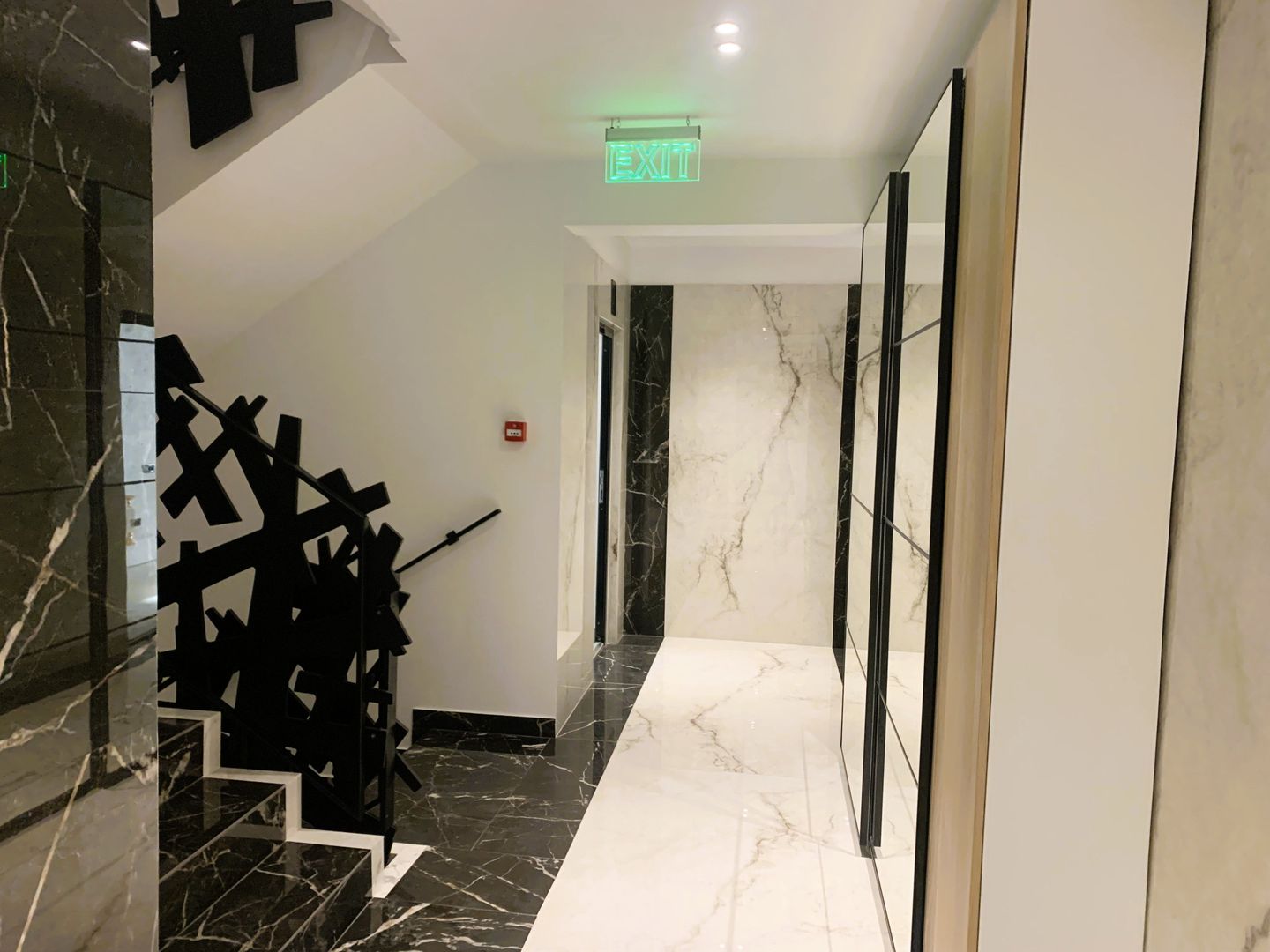 Penthouse  lift propriu  Panoramic View - Poză 10