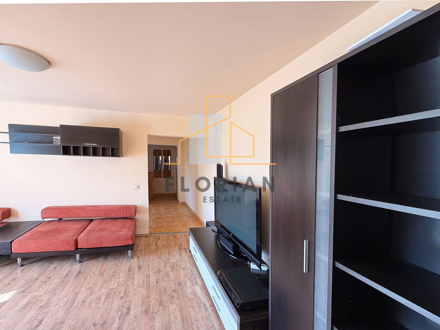 Apartament 2 camere, langa Casa Tineretului, zona Spitalul Judetean - Poză 11