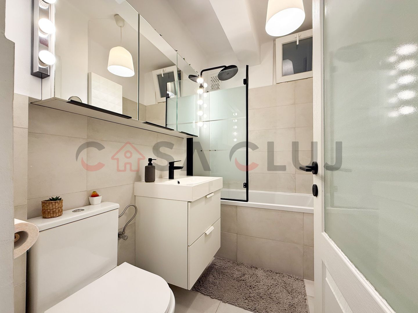Apartament central 3 camere, la cheie, Zona Urania - Poză 7