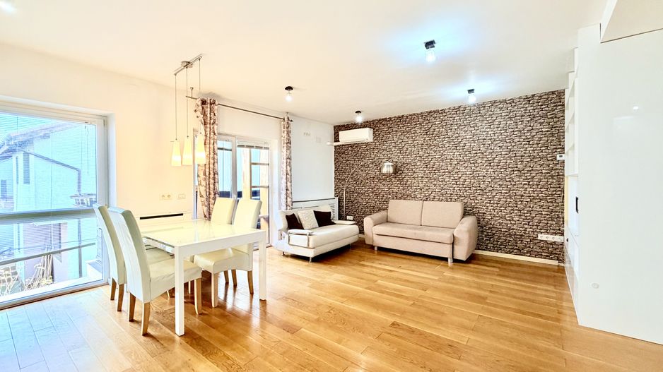 Apartament elegant -curte proprie - garaj - Poză 1