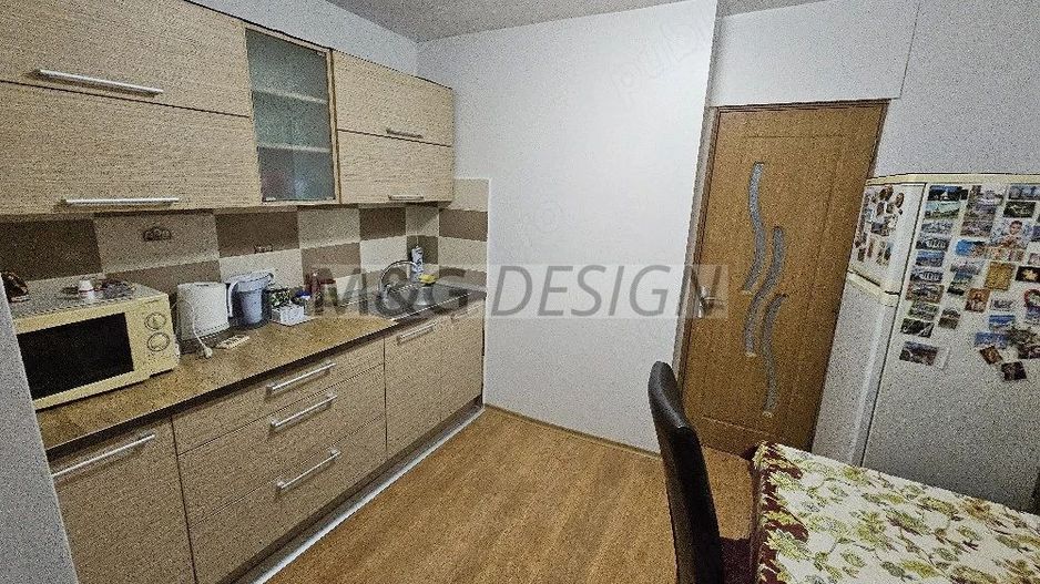 Apartament 3 camere Soarelui - Poză 3