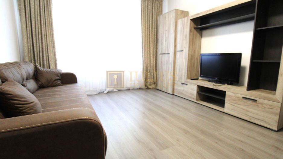 Apartament in Mircea Cel Batran - Poză 1