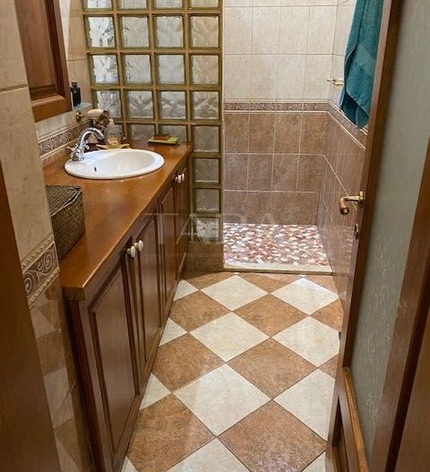 partament 3 camere, 98 mp + curte 150 mp – Andrei Mureșanu - Poză 6