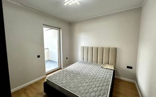 2 camere open space, Parcare, Prima Inchiriere, Piata Oser, Bulgaria - Poză 1