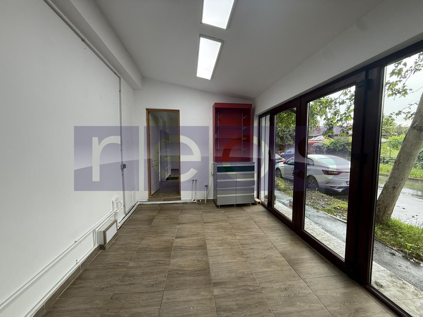 Spatiu comercial zona Sisesti 62 mp vitrina 13 mp - Poză 4