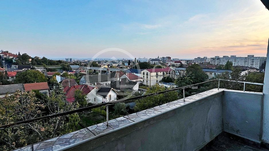 Apartament cu 2 camere de vanzare in zona centrala, Oradea - Poză 8