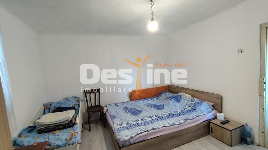 Casa Batraneasca cu 1410 mp teren, Cocorastii MIslii. - Poză 7