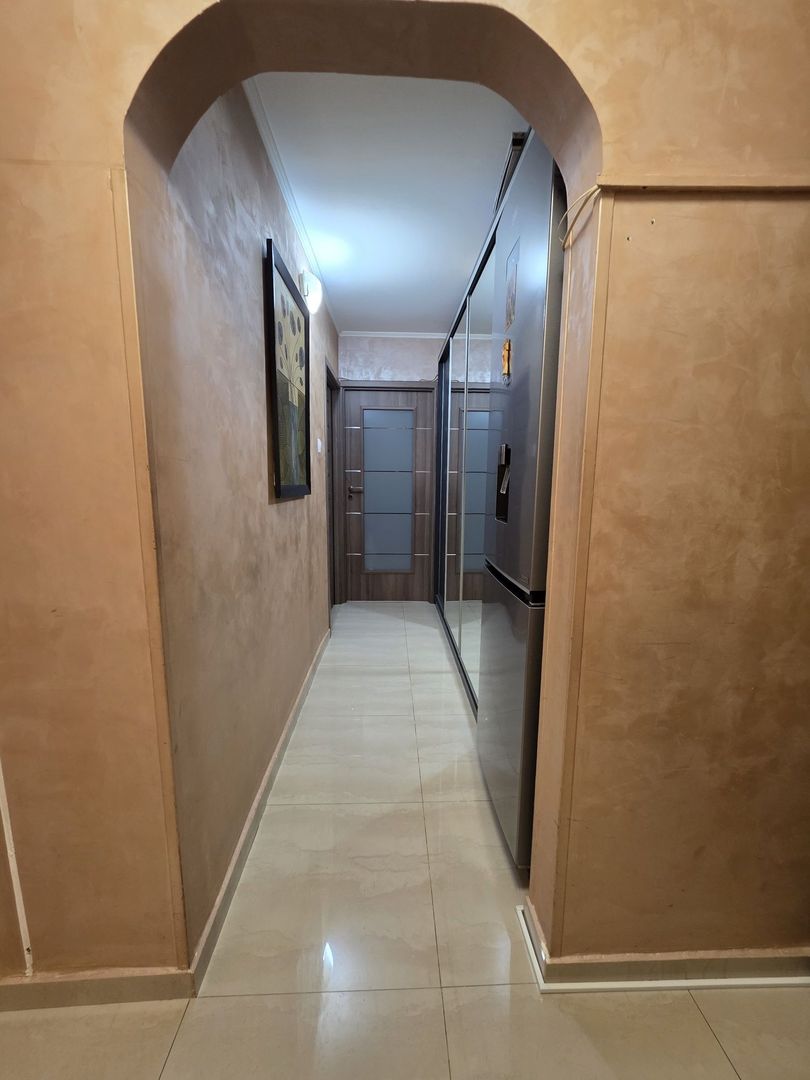 APARTAMENT 2 CAMERE COMPLET RENOVAT + BOXA / ZONA DRUMUL TABEREI - Poză 5