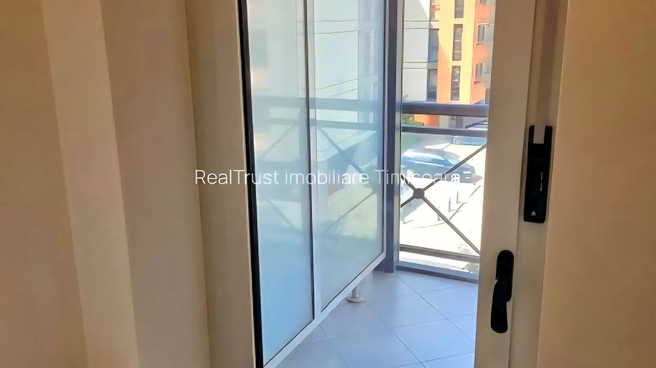 Ansamblul Rezidențial RING. Apartament spațios, zona Torontalului - Poză 9