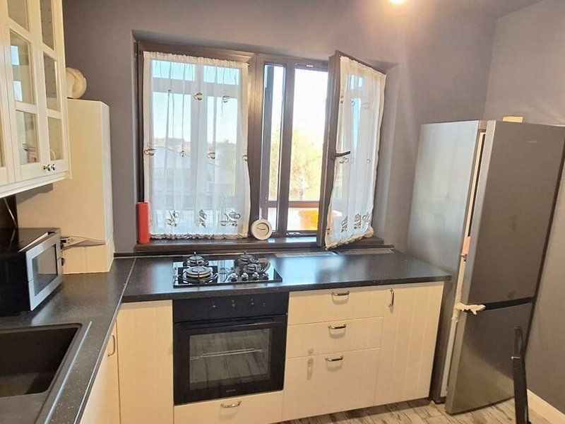 Apartament 3 camere decomandat Dobroiesti Doinei - Poză 5