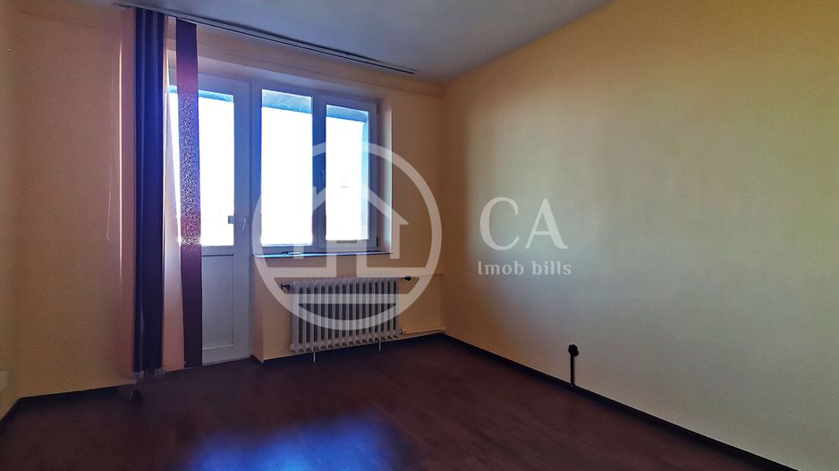 Apartament cu 2 camere de vanzare in zona Dacia Oradea - Poză 2