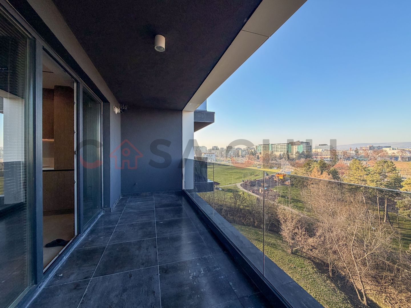 3 camere -cu view spre Baza Sportiva - Poză 17