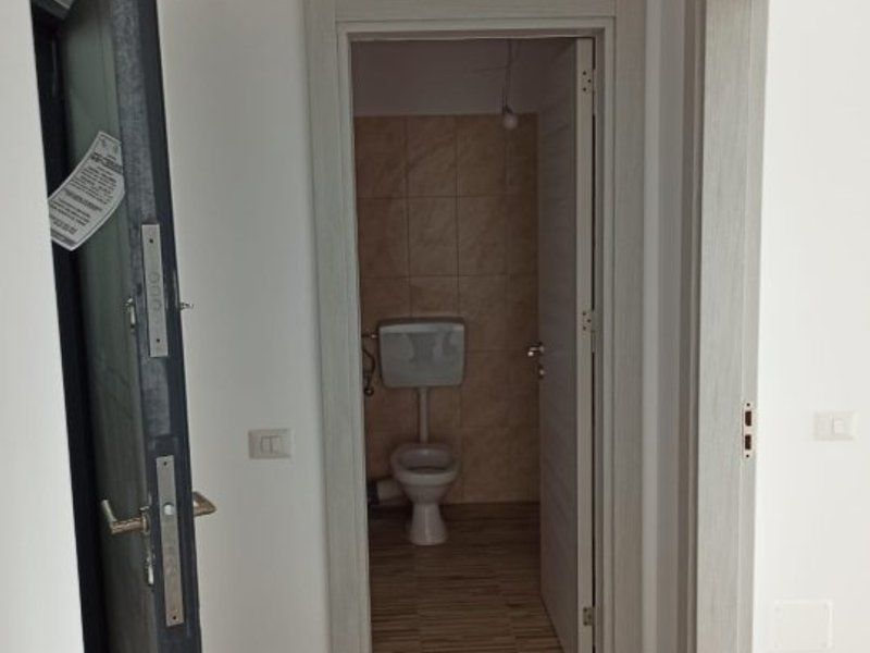 2cam,zonaMallGr.Arena -Postalionului,STB/241-1min,metrouApPatriei-7min - Poză 7