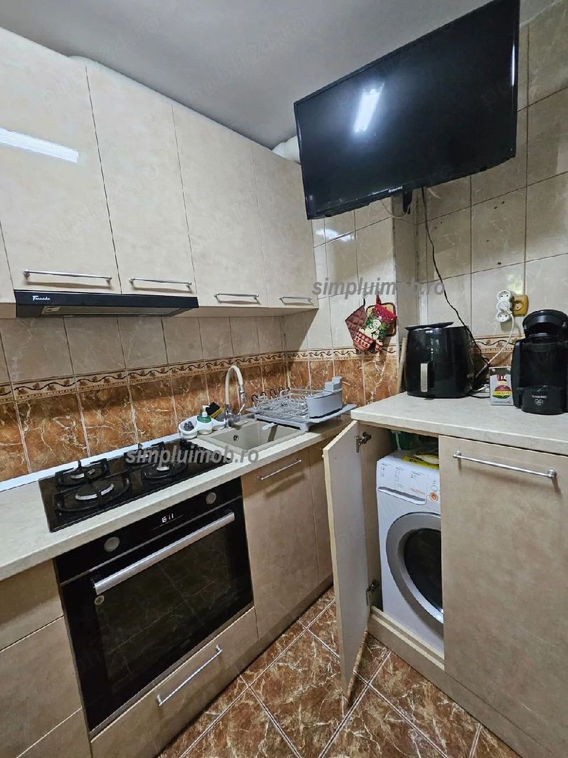 Decomandat 2 Camere Mobilat Giurgiului - Poză 5