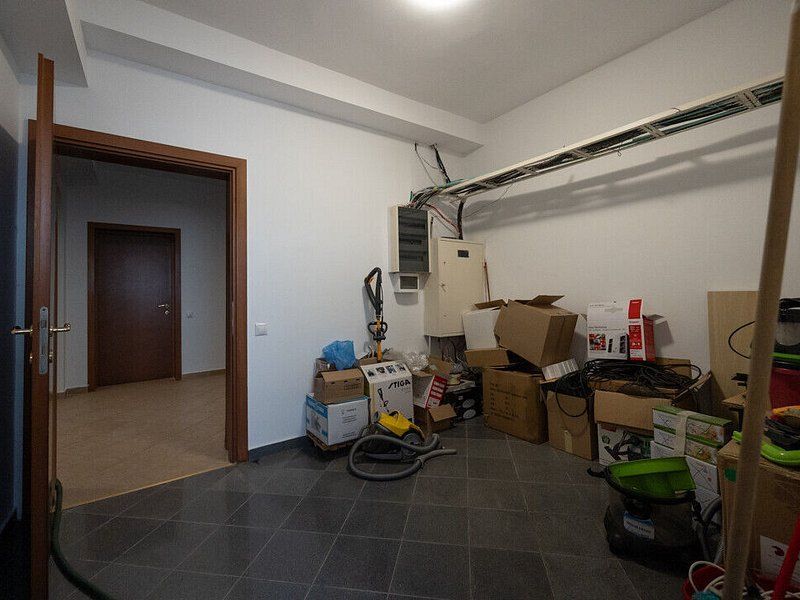 Vila cu 750 mp utili si teren de 1.480 mp in Erou Iancu Nicolae - Poză 40