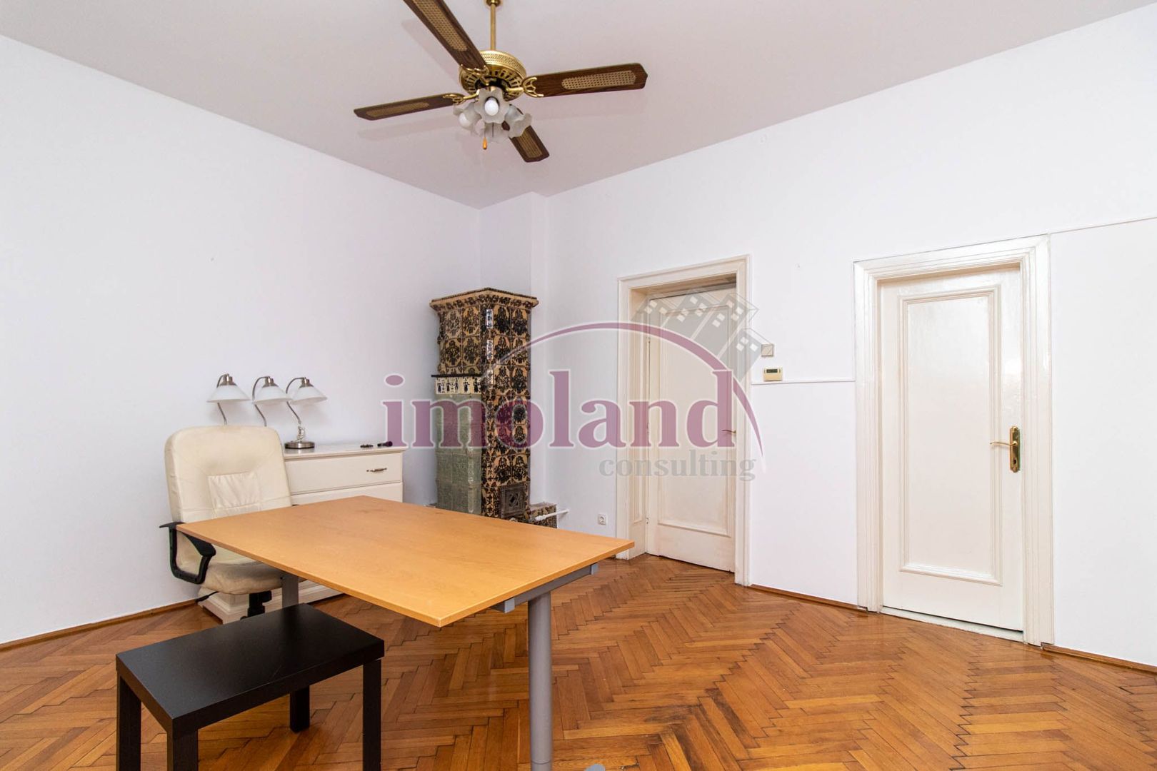 Inchiriere - Rezidenta/Birouri - Vila cu curte - Aviatorilor - Poză 12