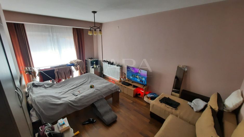 Apartament 40MP + parcare subterana 12.5MP + balcon 7MP - Poză 2