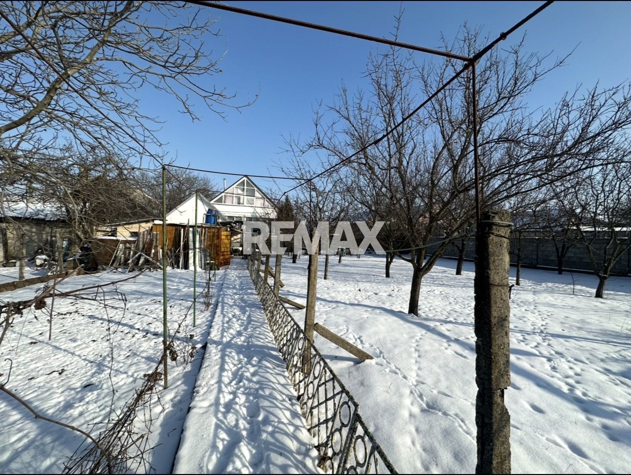 Casa de vânzare în Cricova - Poză 7