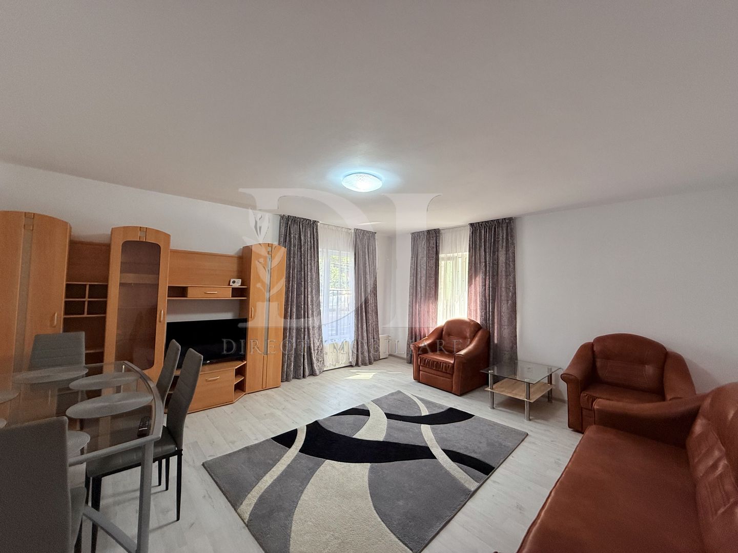 Apartament modern de inchiriat | decomandat | utilat mobilat la cheie - Poză 2