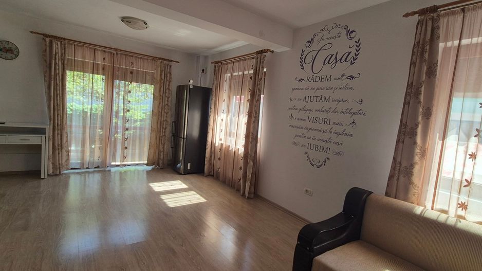 Vilă cu grădină exotică, într-un cartier liniștit – Lazu, Constanța - Poză 4