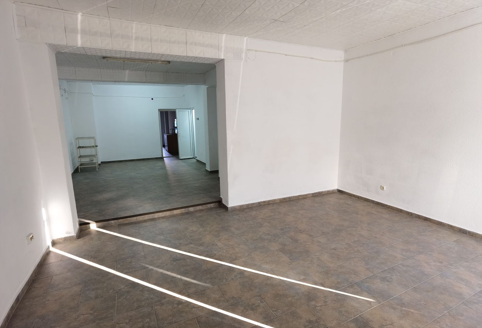 Spațiu comercial de 72 mp de închiriat în zona Traian - Poză 4