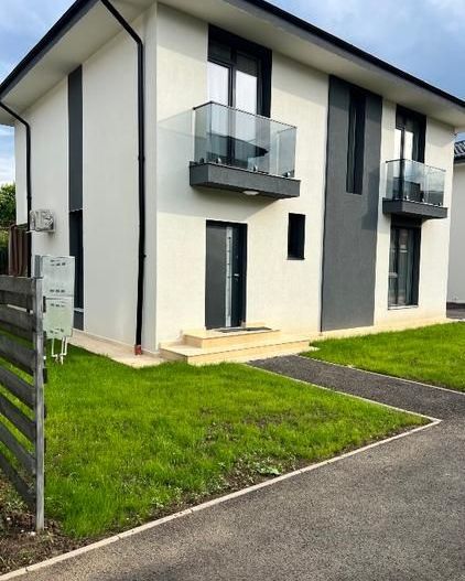 Vila individuală premium | Prima inchiriere | Curte 300mp | Otopeni - Poză 2