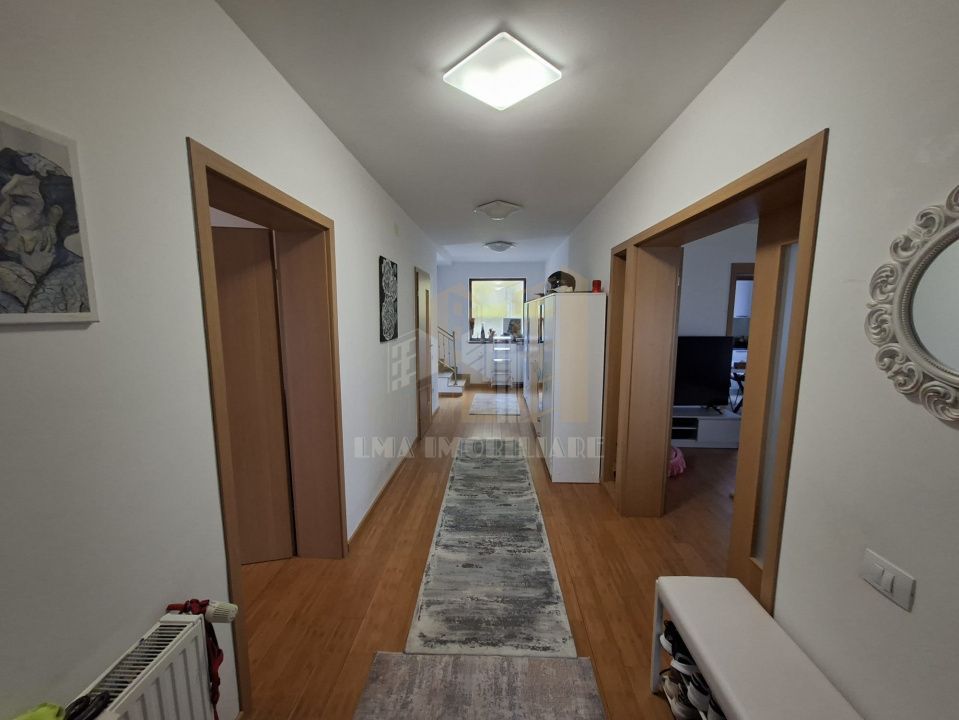 Casa individuala Tractoru zona Socec Brasov - Poză 5
