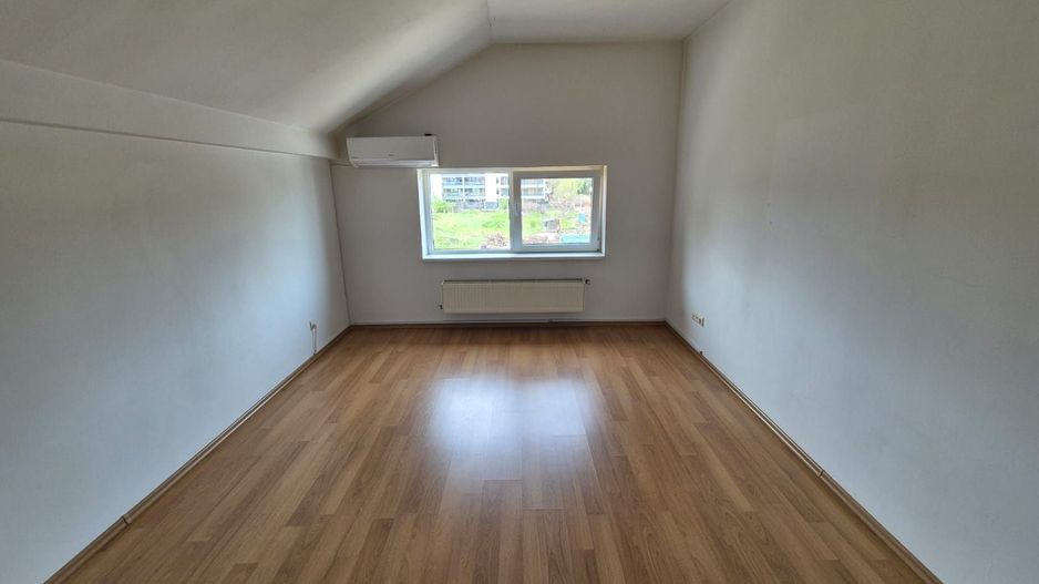 Inchiriere vila 5 dormitoare S + P + 1E + M zona Erou Iancu Nicolae - Poză 15