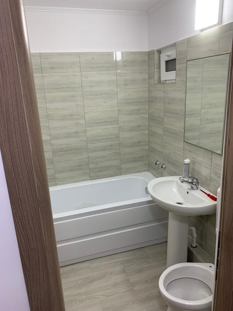 Drumul Taberei 3 camere, 2 bai, renovat total, mobilat utilat, etaj 3 - Poză 6